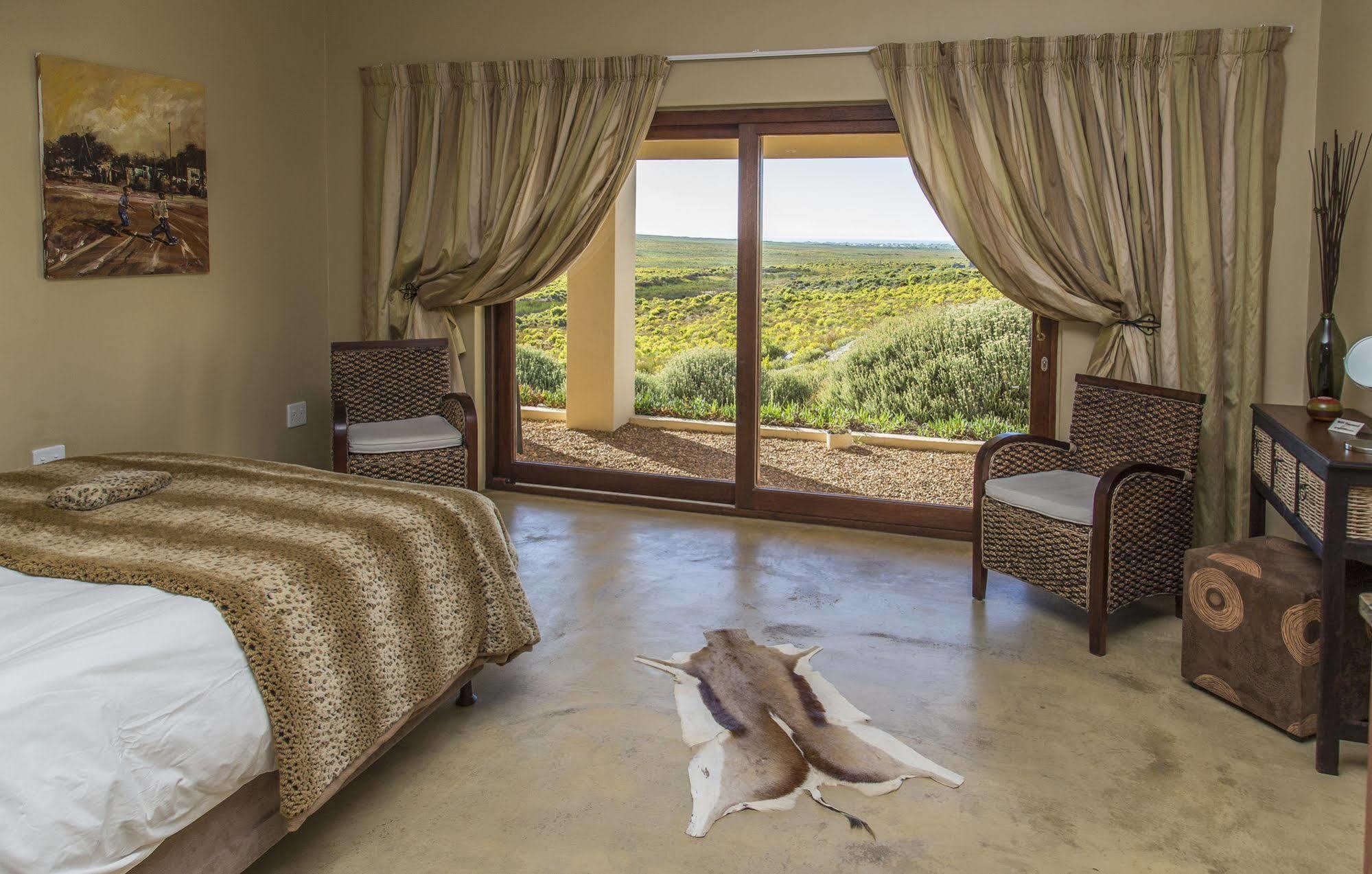Kapensis Guesthouse プリングル・ベイ エクステリア 写真
